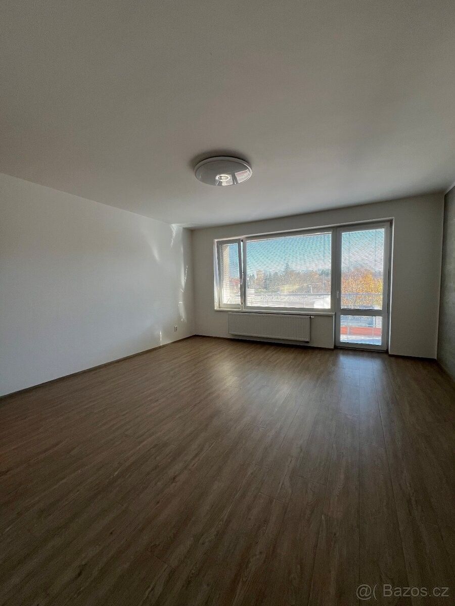 Pronájem byt - Ostrava, 708 00