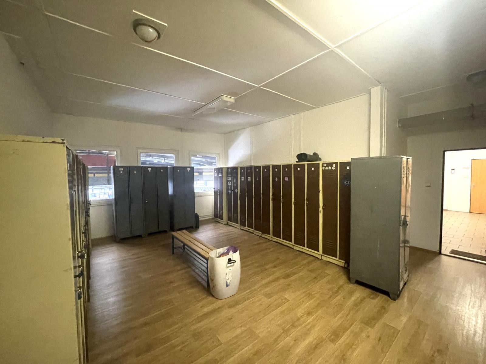 Pronájem výrobní prostory - Tábor, 1 287 m²