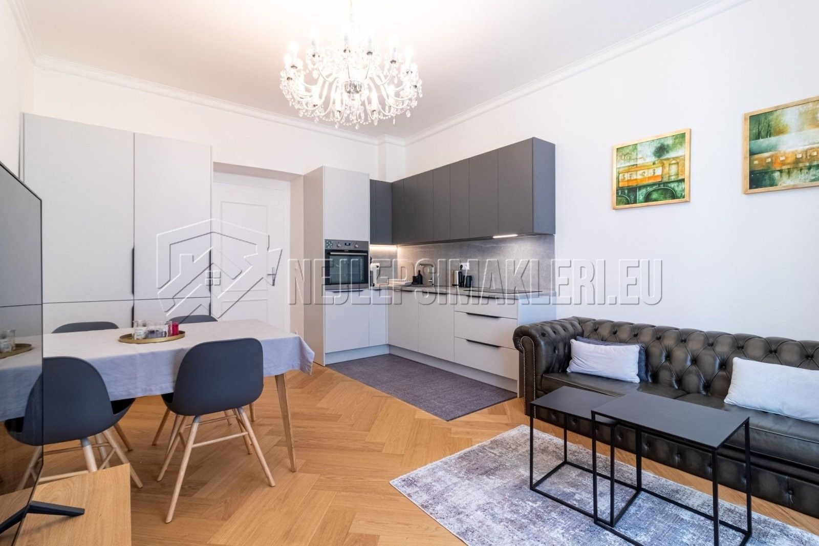 2+kk, Orelská, Praha, 55 m² - 1