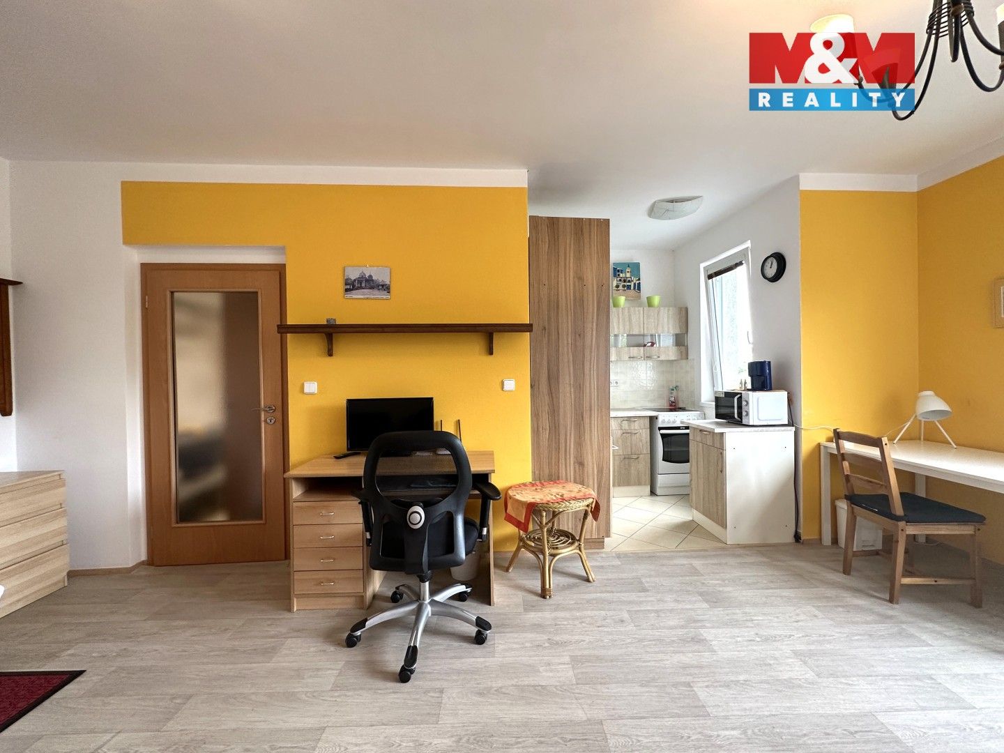 Pronájem byt 1+kk - Nademlejnská, Praha, 37 m²