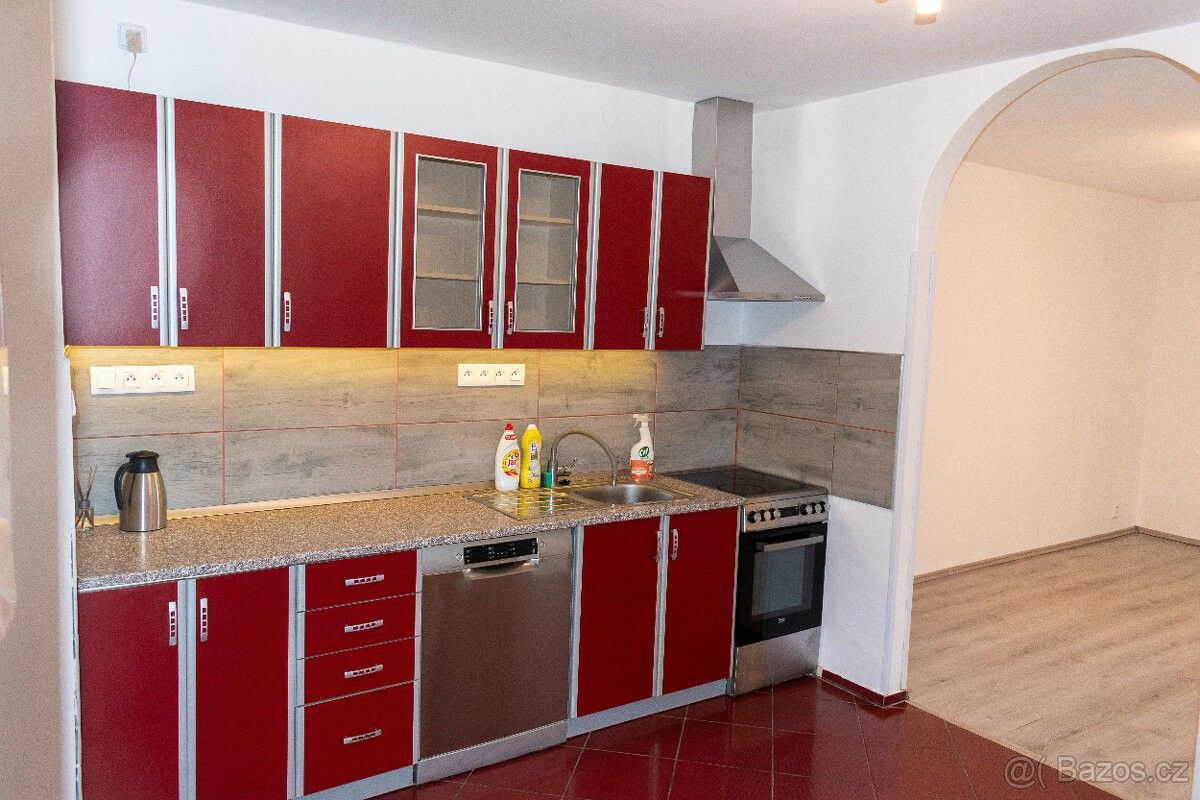 Pronájem byt - Horní Bříza, 330 12
