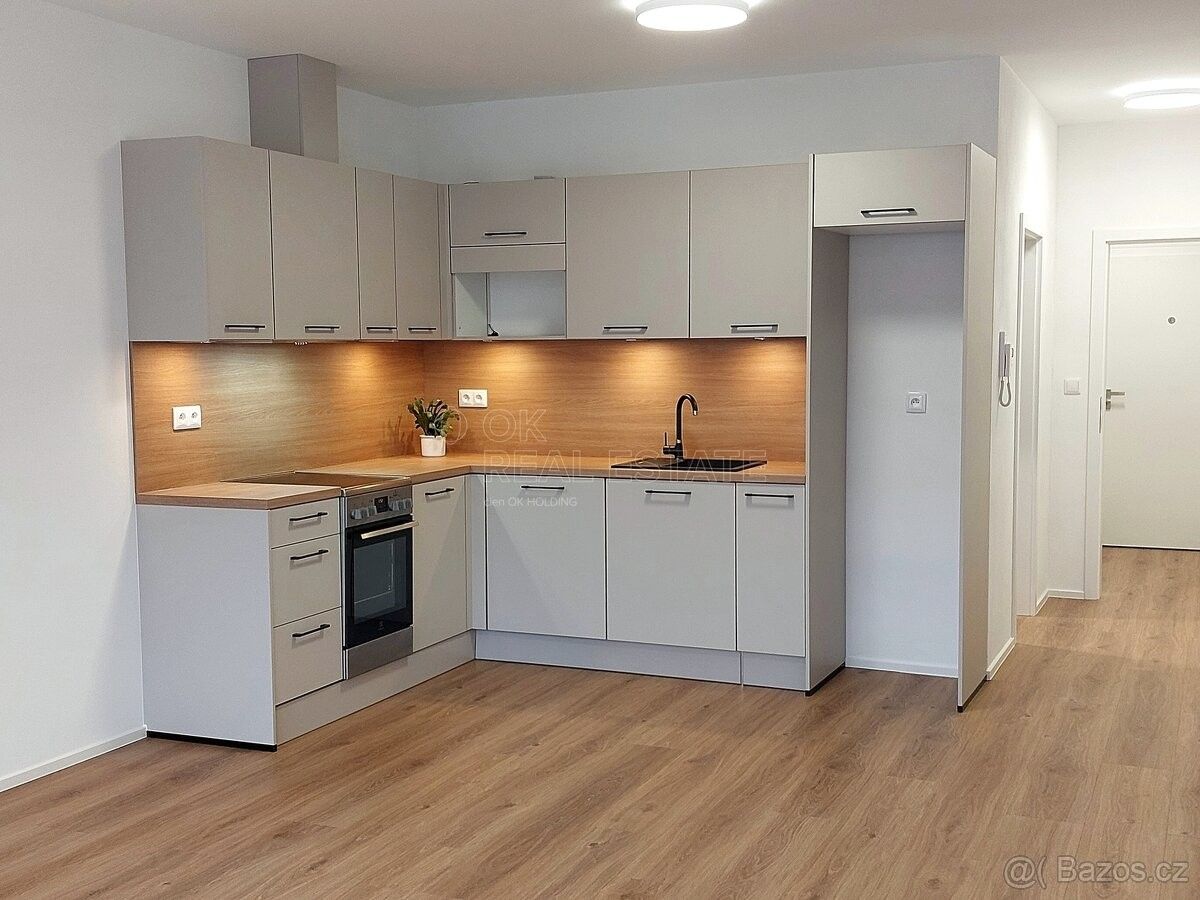 Byty, Ivančice, 664 91