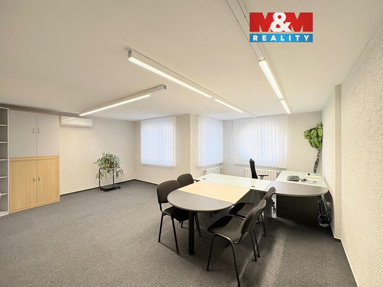 Kanceláře, Hlubčická, Krnov - Pod Bezručovým vrchem, okres Bruntál, 34 m² - 1