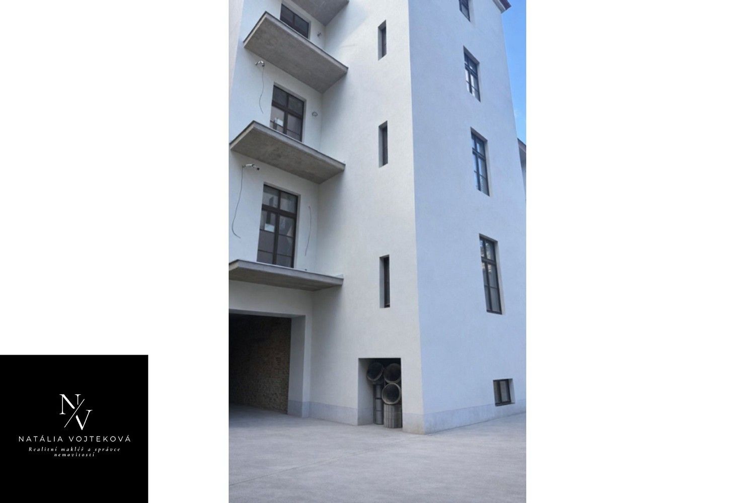 Obchodní prostory · 105 m² · Praha - Bubeneč, okres Praha 7, Hlavní město Praha - 3