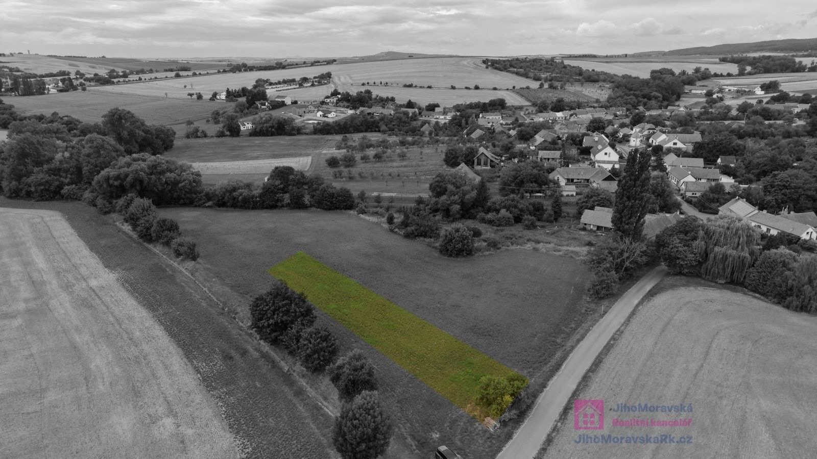 Zemědělské pozemky, Labuty, 553 m² - 1