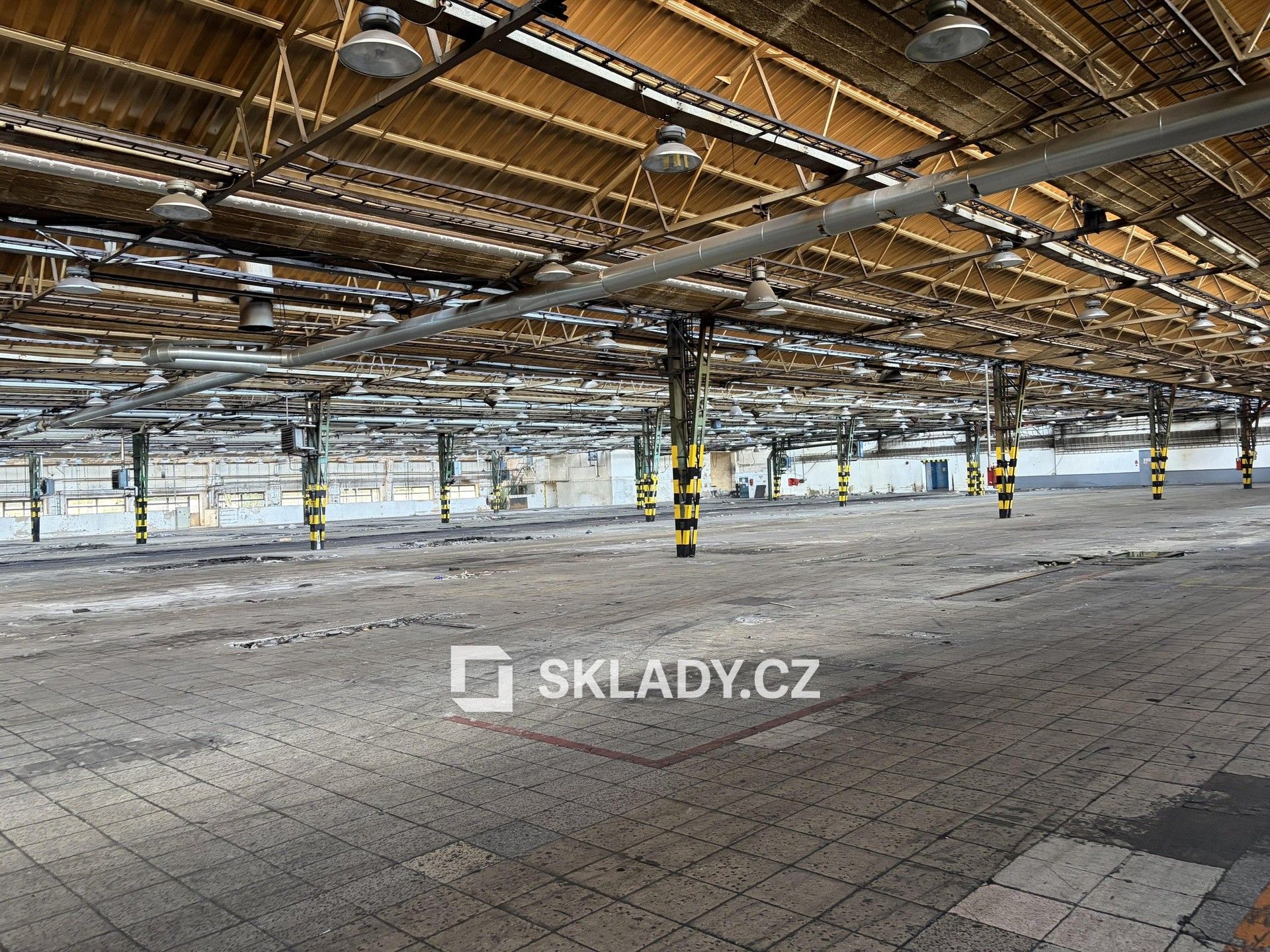 Sklad · 1 500 m² · Praha Záběhlice - 4