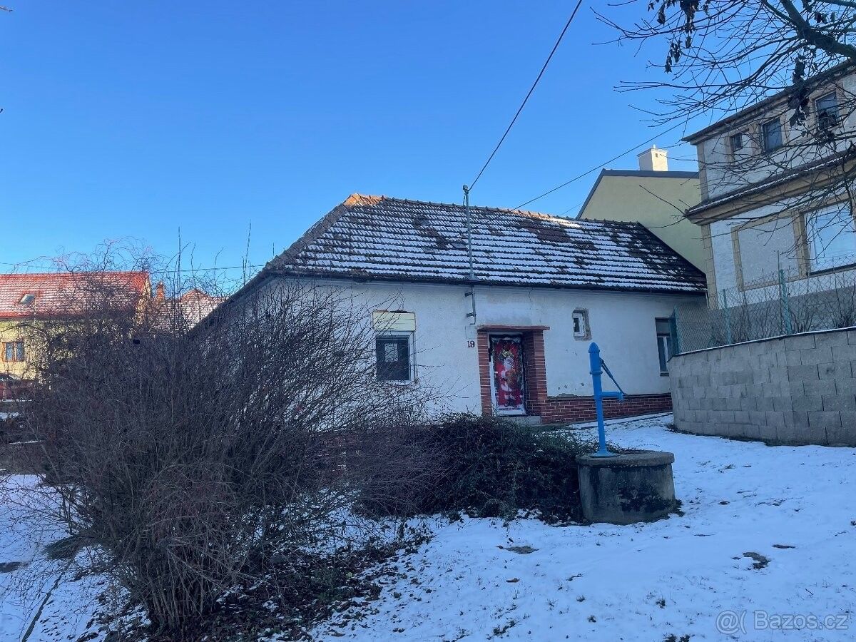 Rodinné domy, Tišnov, 666 03