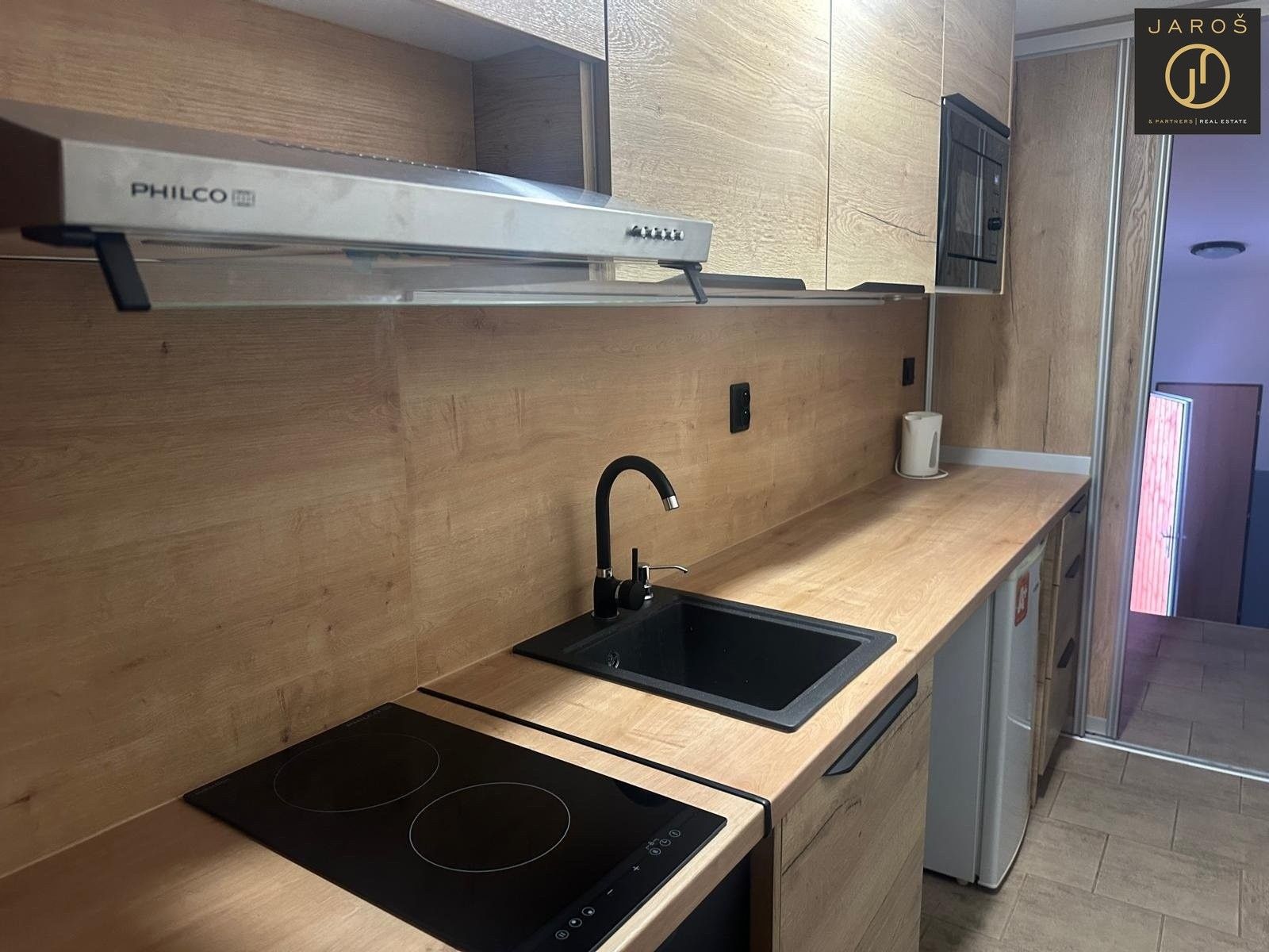 Pronájem byt 1+kk - Karlovarská, Řevničov, 24 m²