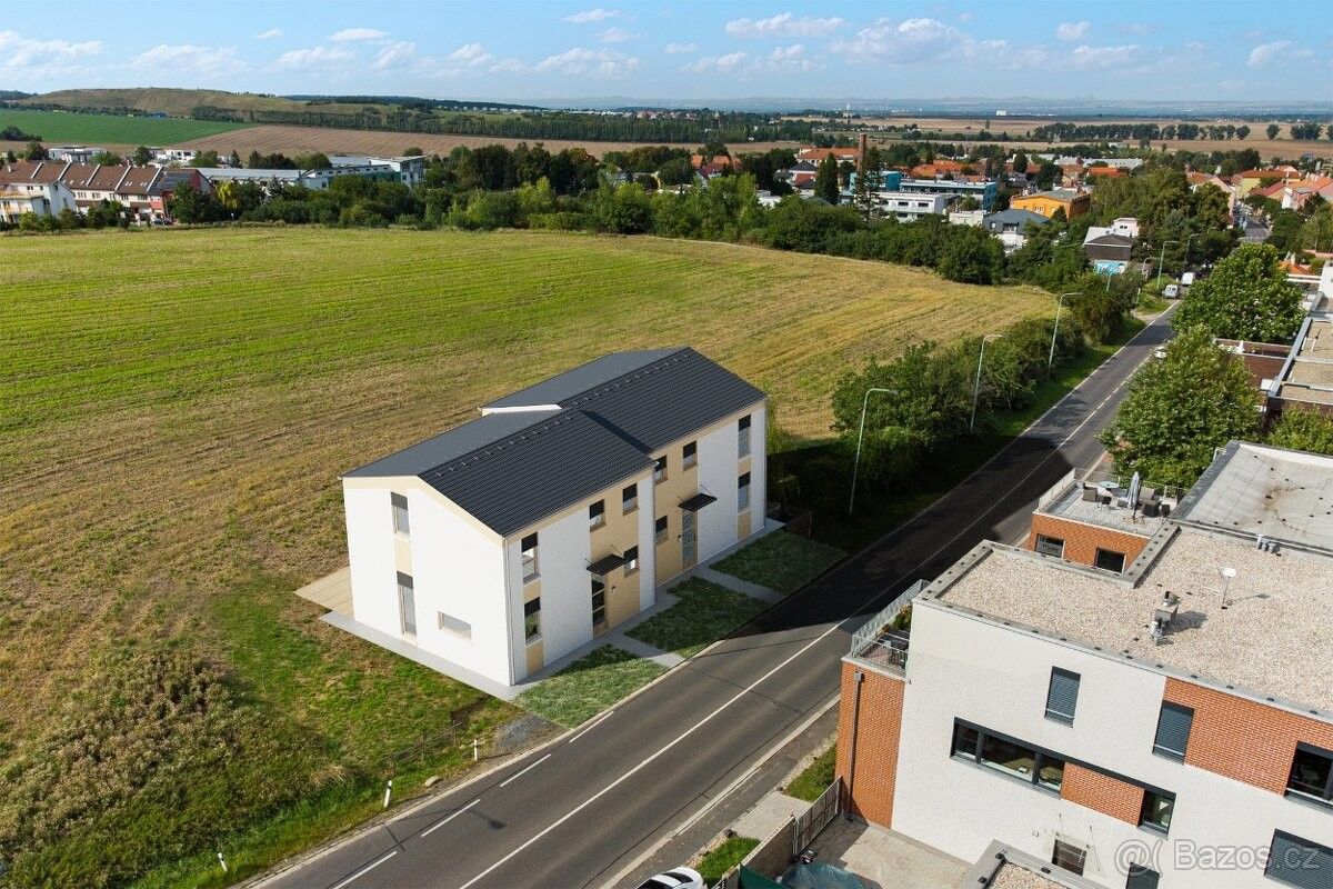 Prodej pozemek pro bydlení - Praha, 182 00, 628 m²