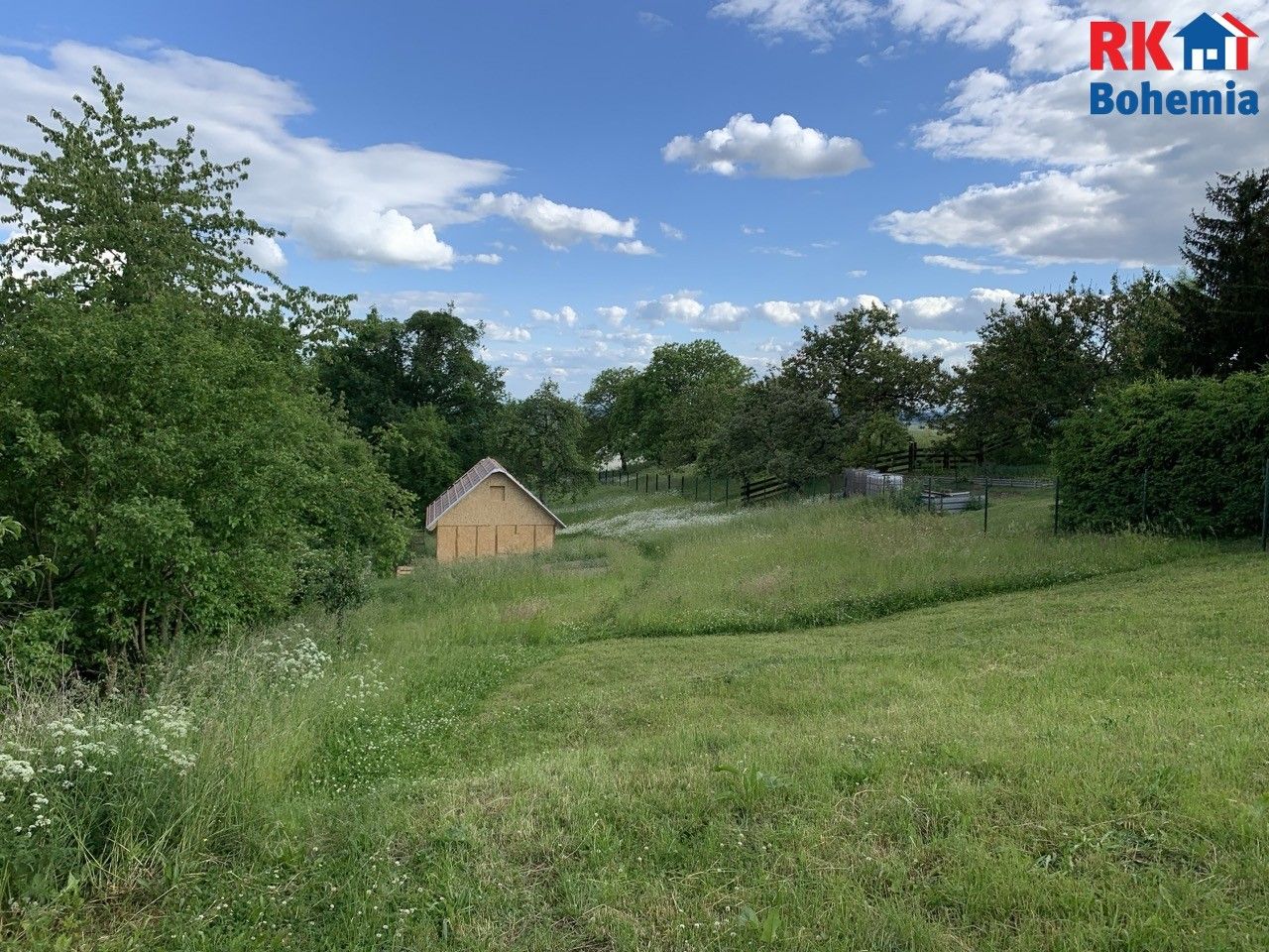 Pozemky pro bydlení, Vinařice, 2 728 m²