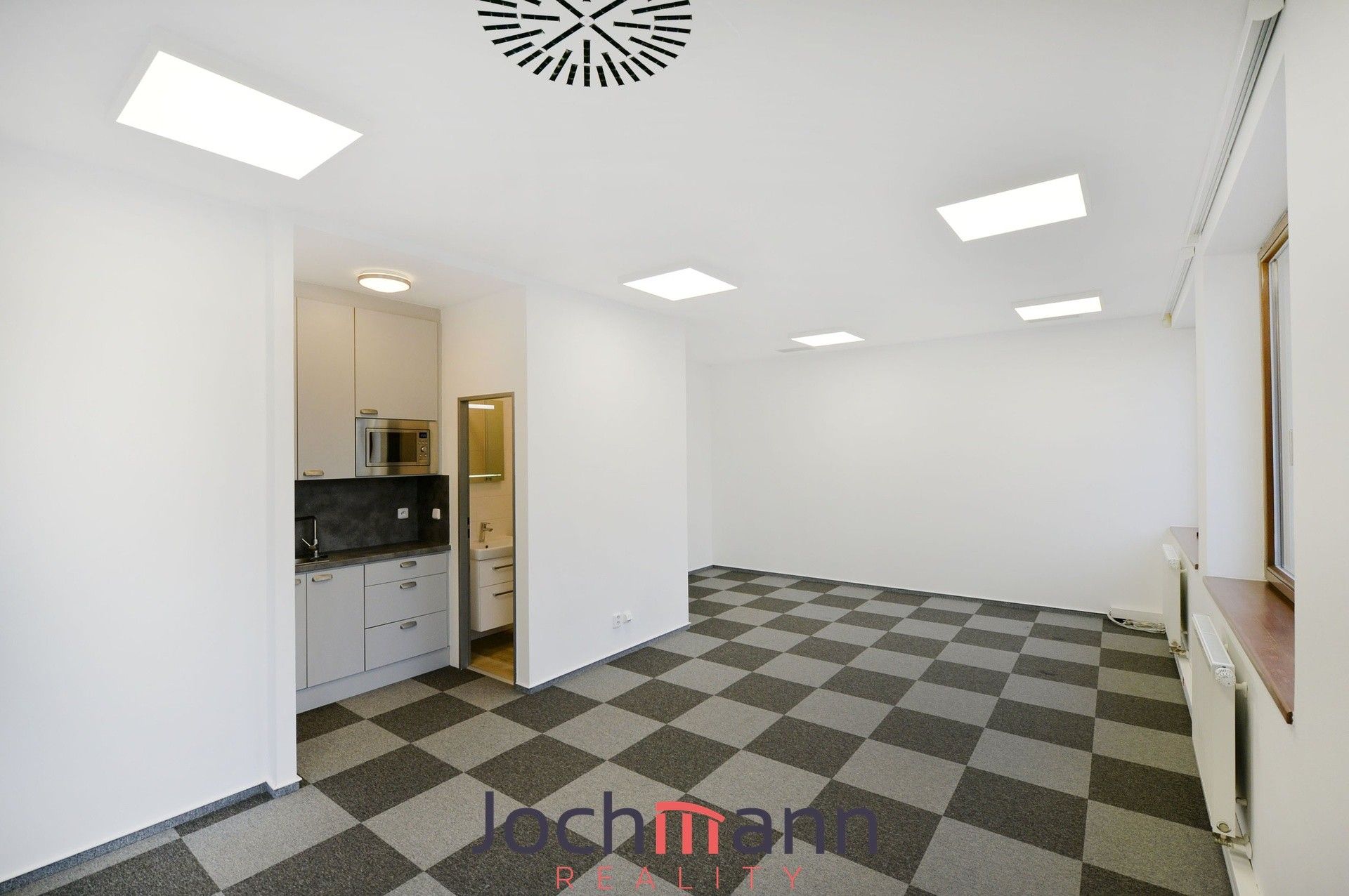 Kanceláře, Masarykova, Hluboká nad Vltavou, 32 m² - 2