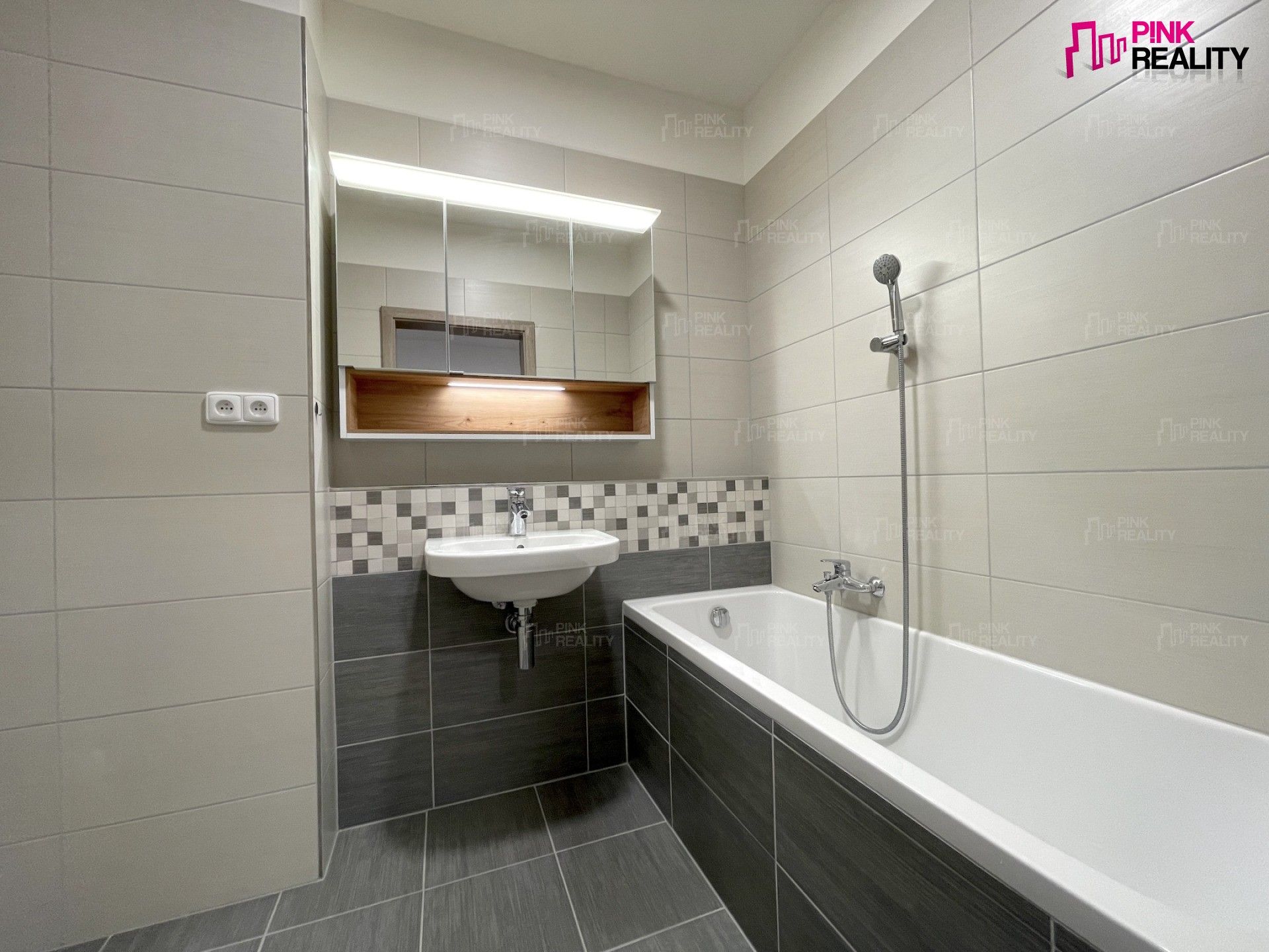 Pronájem byt 2+kk - K Tabulkám, Kostelec nad Orlicí, 56 m²