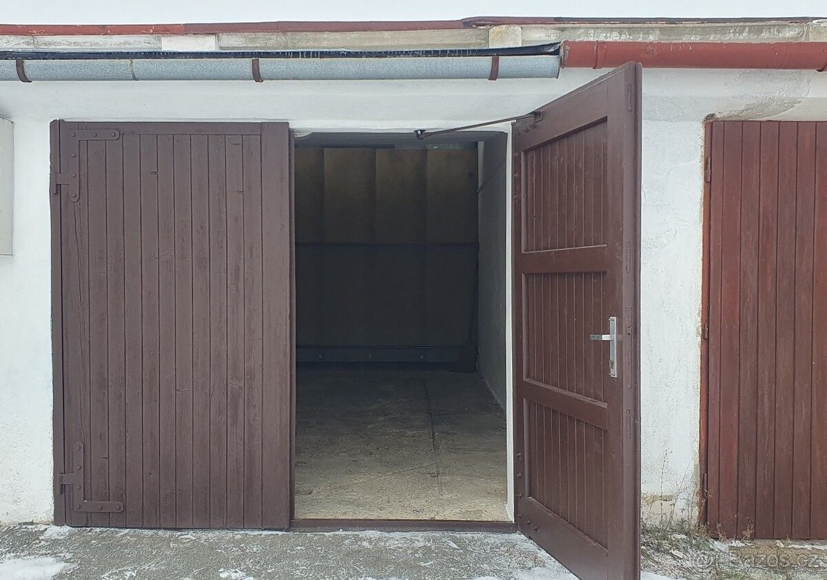 Pronájem garáž - Žďár nad Sázavou, 591 01 - 2