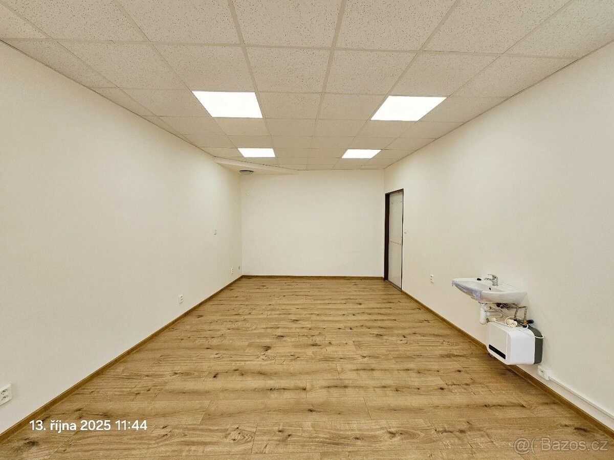 Pronájem ostatní - Třebíč, 674 01