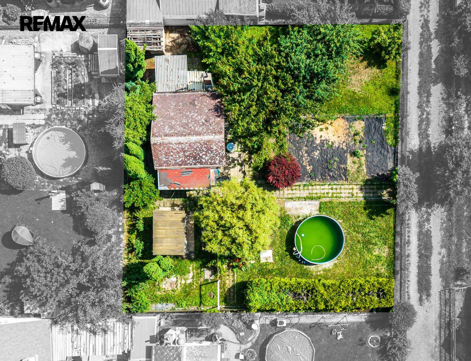 Zahrady, Duchcov, 417 m² - 1