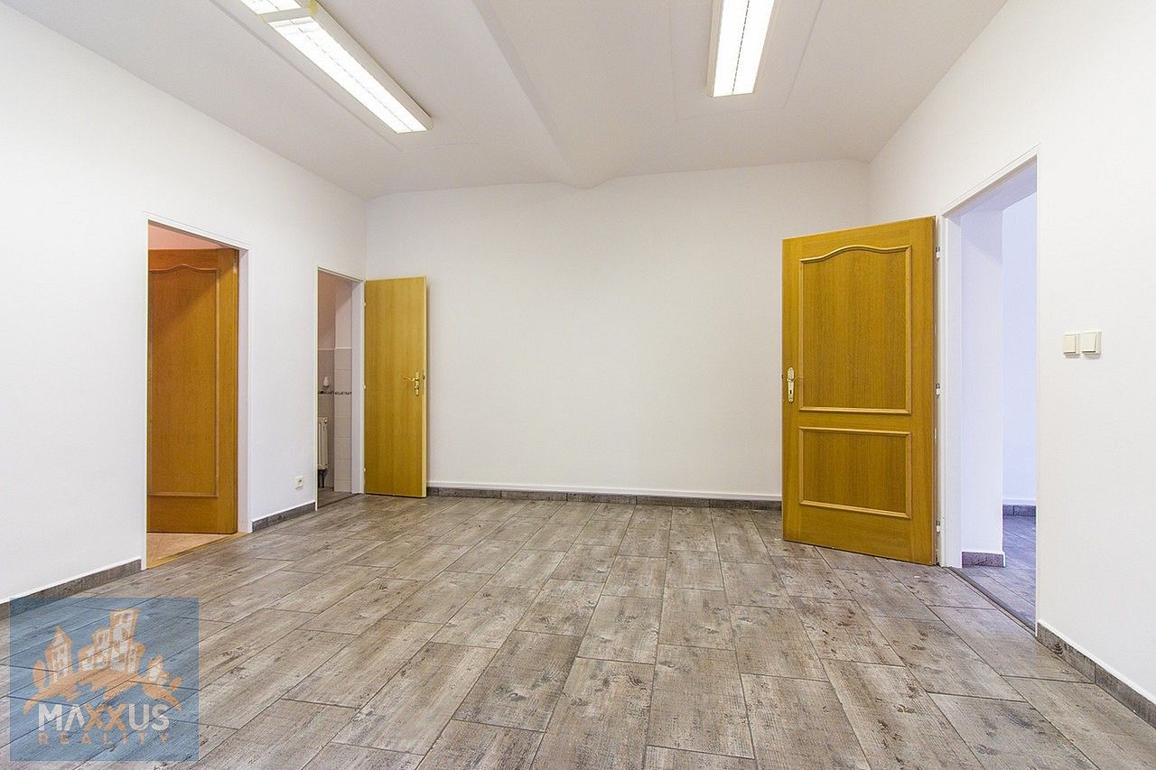 Kancelář · 300 m² · Karlštejnská, Ořech, okres Praha-západ - 4