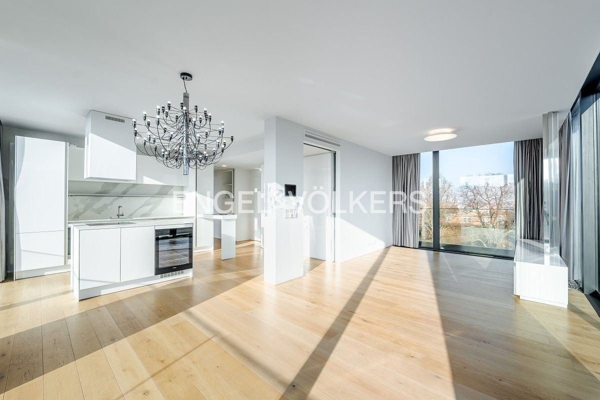 Pronájem byt 4+kk - U laboratoře, Praha, 129 m²