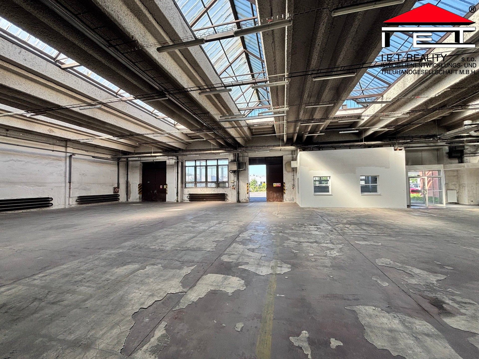 Sklady, Slovenská, Ostrava, 992 m² - 1