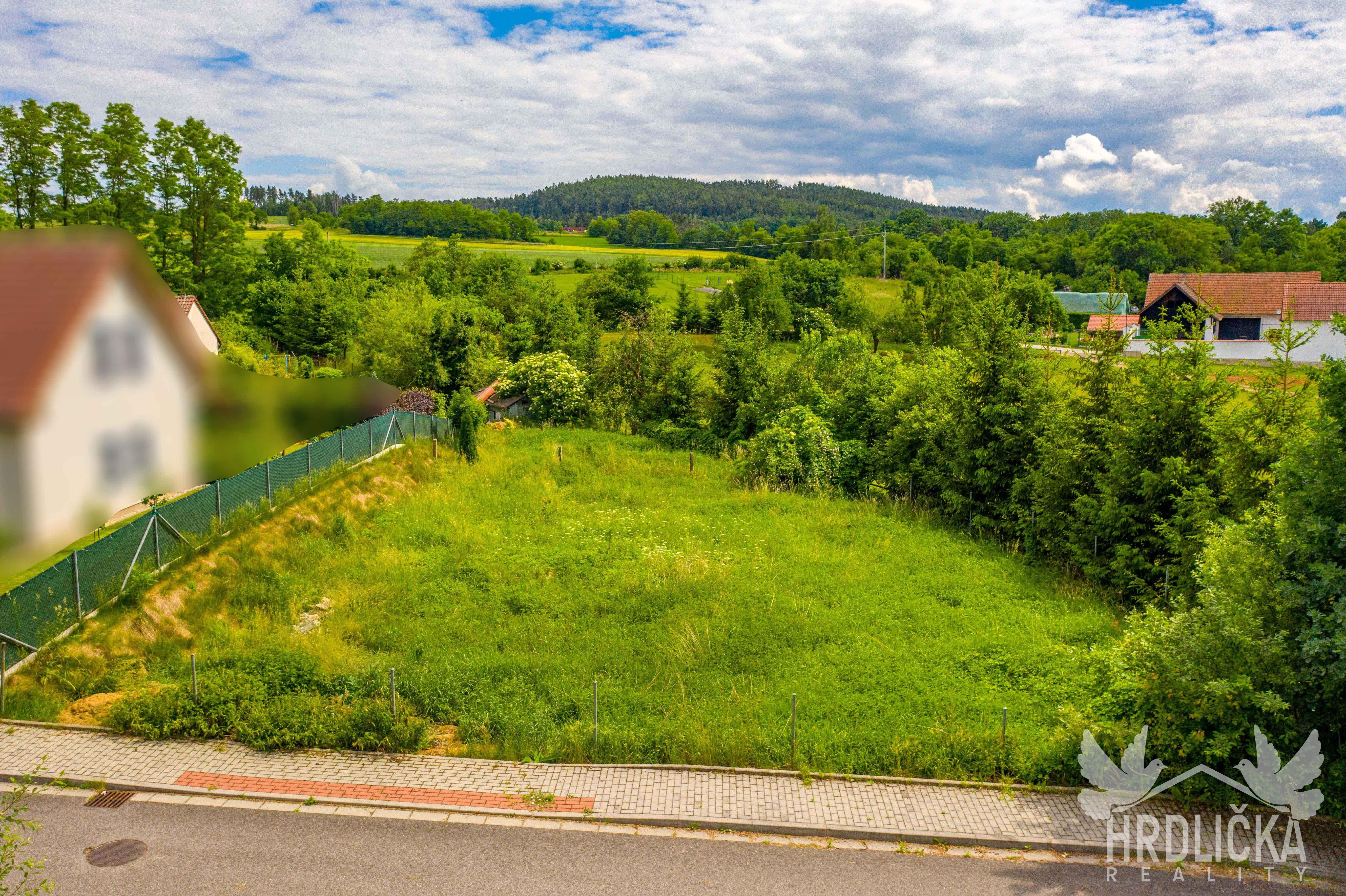 Prodej pozemek pro bydlení - Radošovice, 778 m²