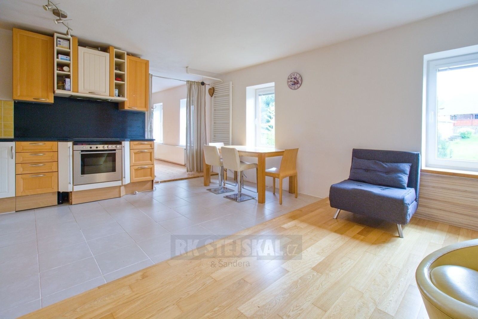 Ubytovací zařízení, Moldava, 410 m² - 1