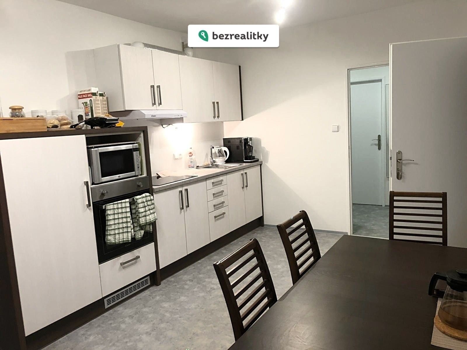 4+1, Mimoňská, Praha, 68 m²