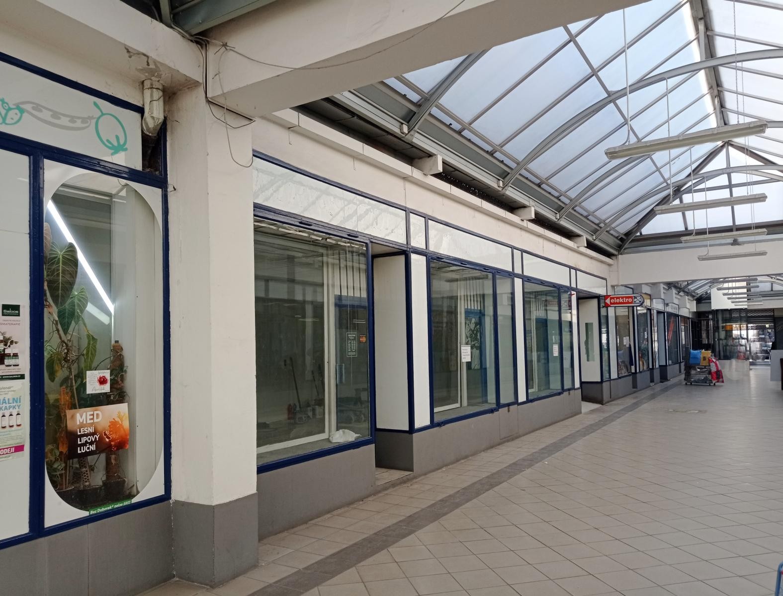 Pronájem obchodní prostory - Palackého třída, Brno, 90 m² - 2