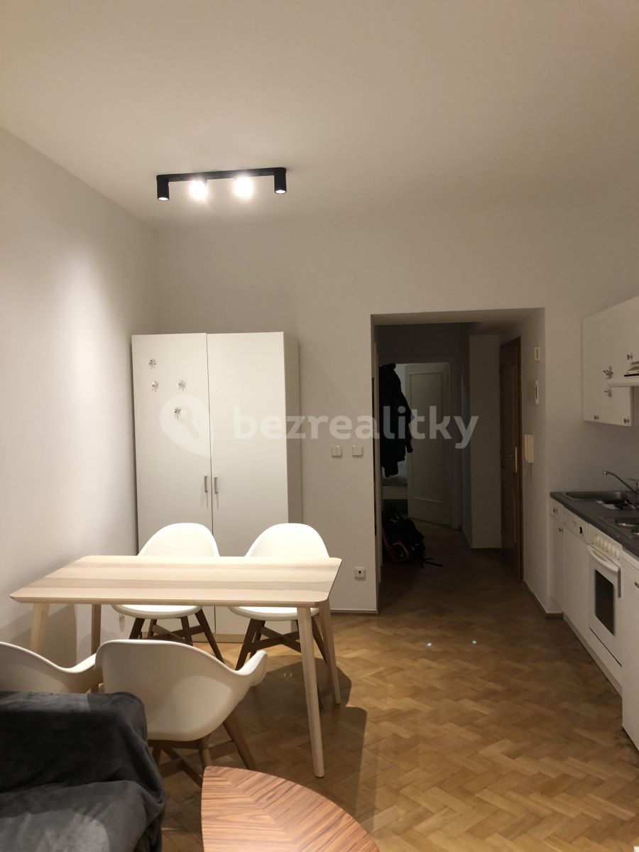 2+kk, Mozartova, Praha - Smíchov, 33 m² - 2