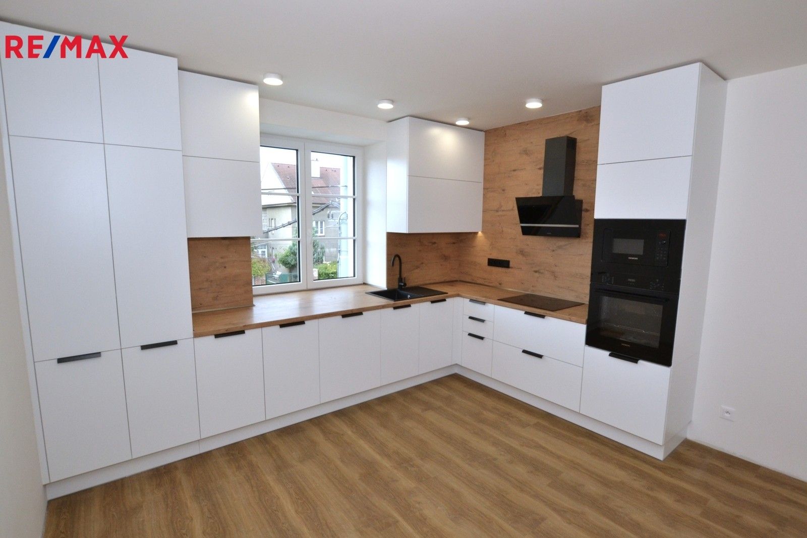 4+kk, Slovanská, Plzeň, 126 m²