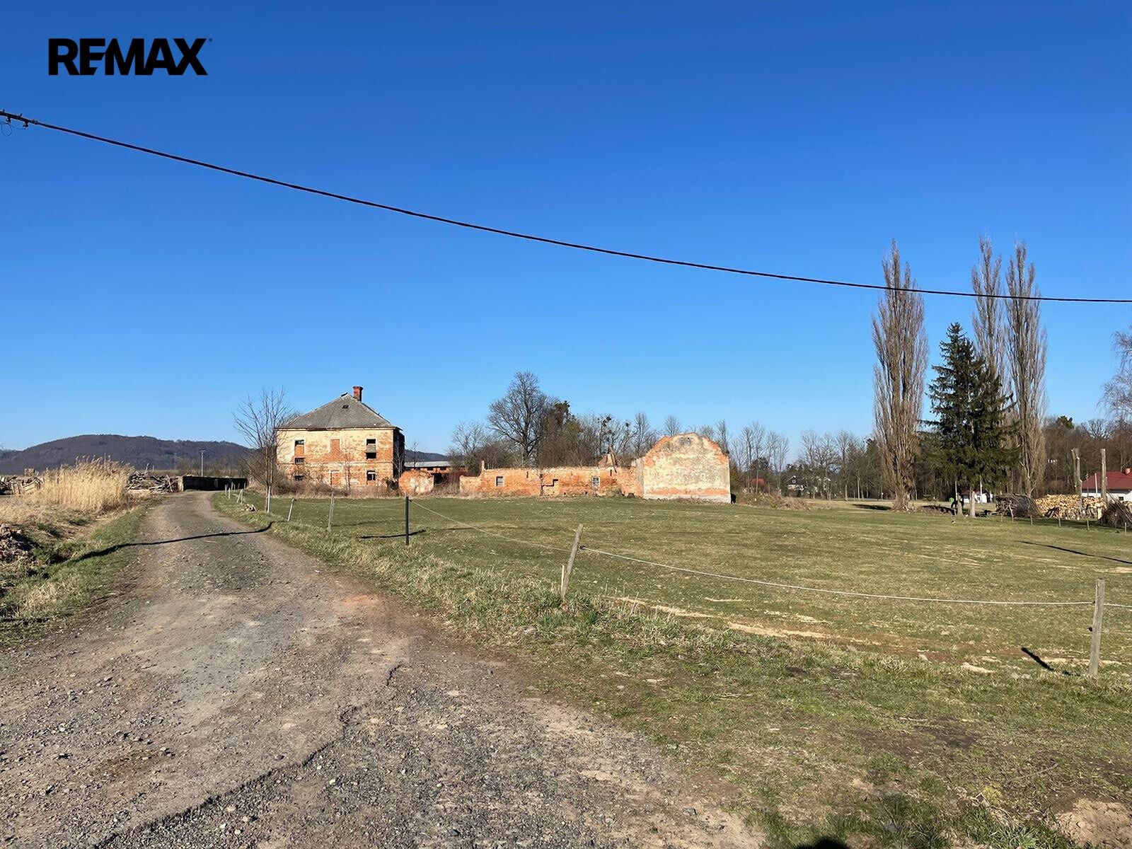 Komerční nemovitost · 2 764 m² · Vražné - 4