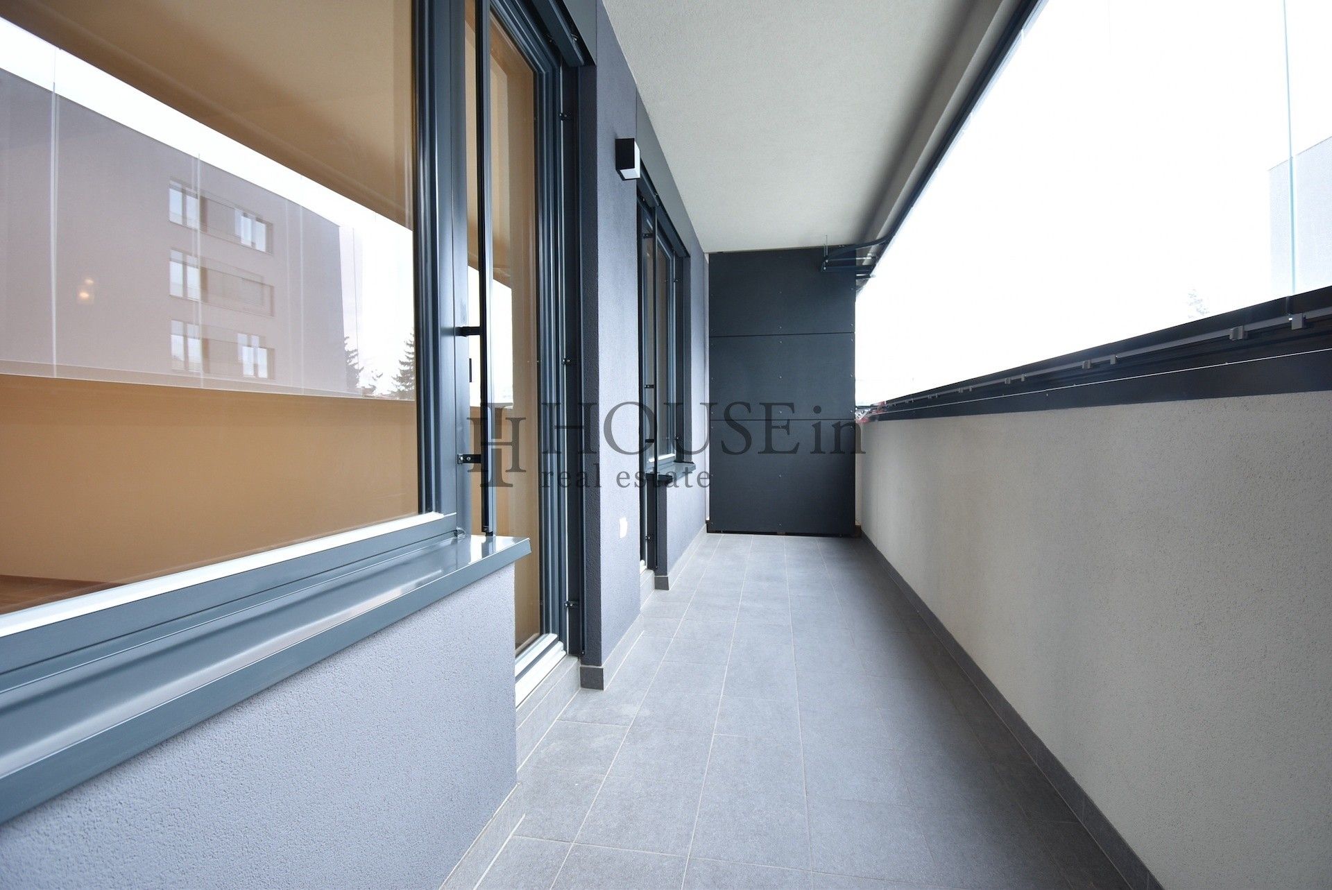 Pronájem byt 2+kk - Argentinská, Praha, 50 m²