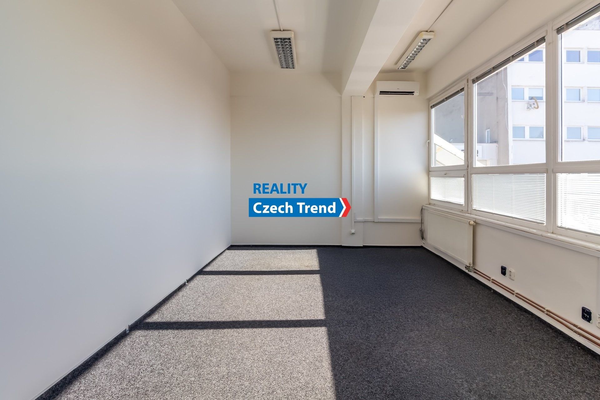 Pronájem kancelář - Šlechtitelů, Olomouc, 50 m²