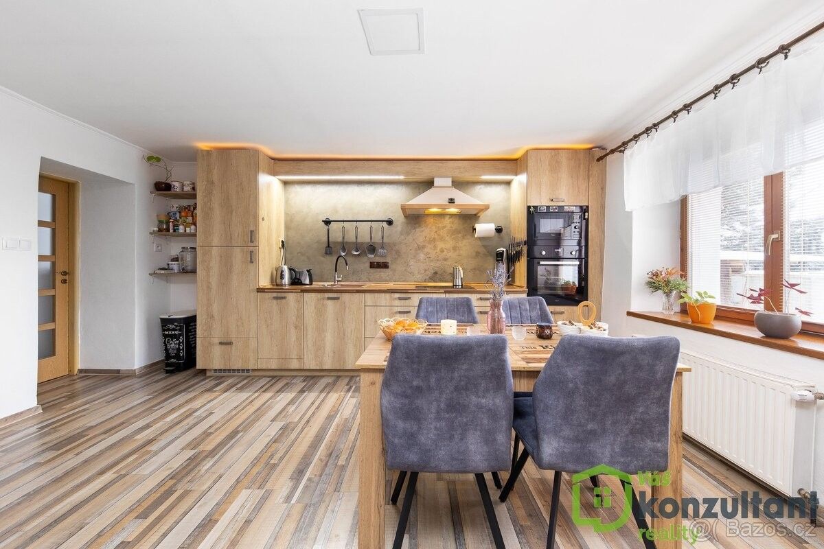 Prodej rodinný dům - Koněšín, 675 02