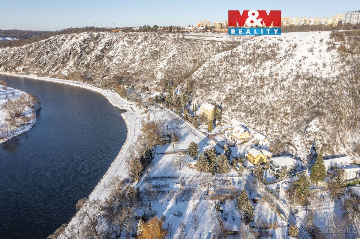 Pozemky pro bydlení, Praha, 171 00