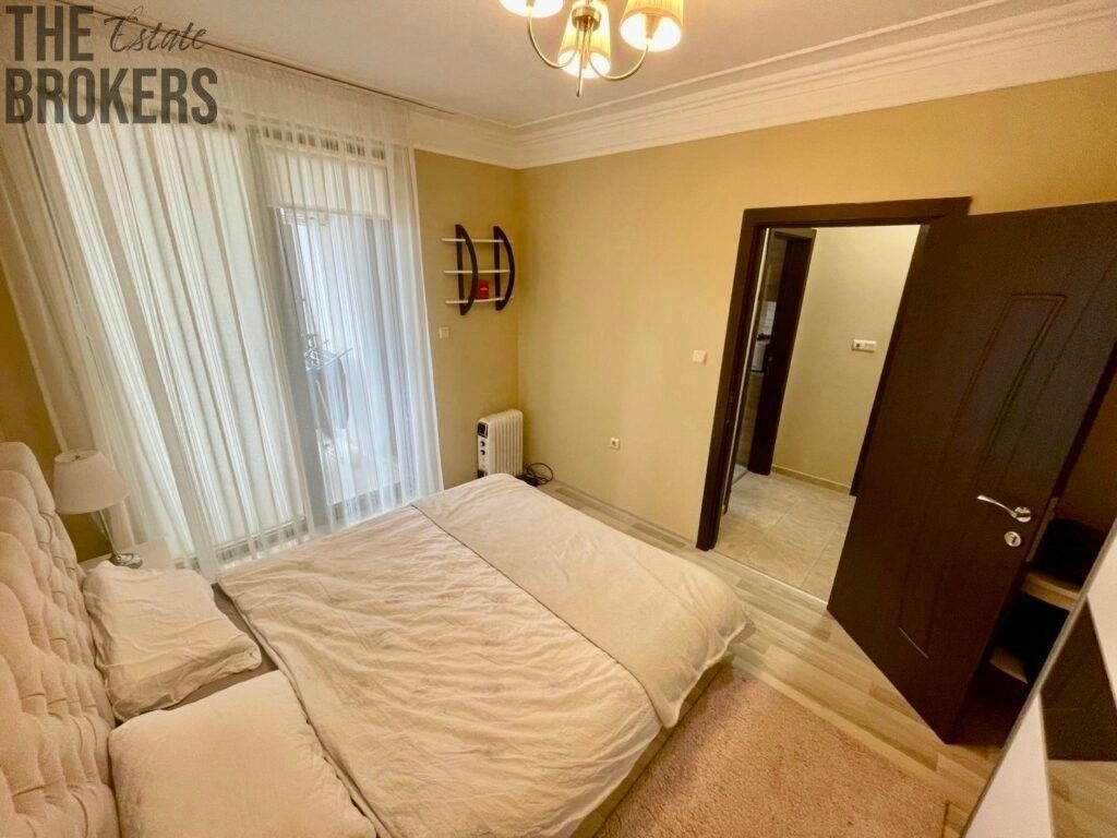 Prodej byt - 987 66, Zahraničí