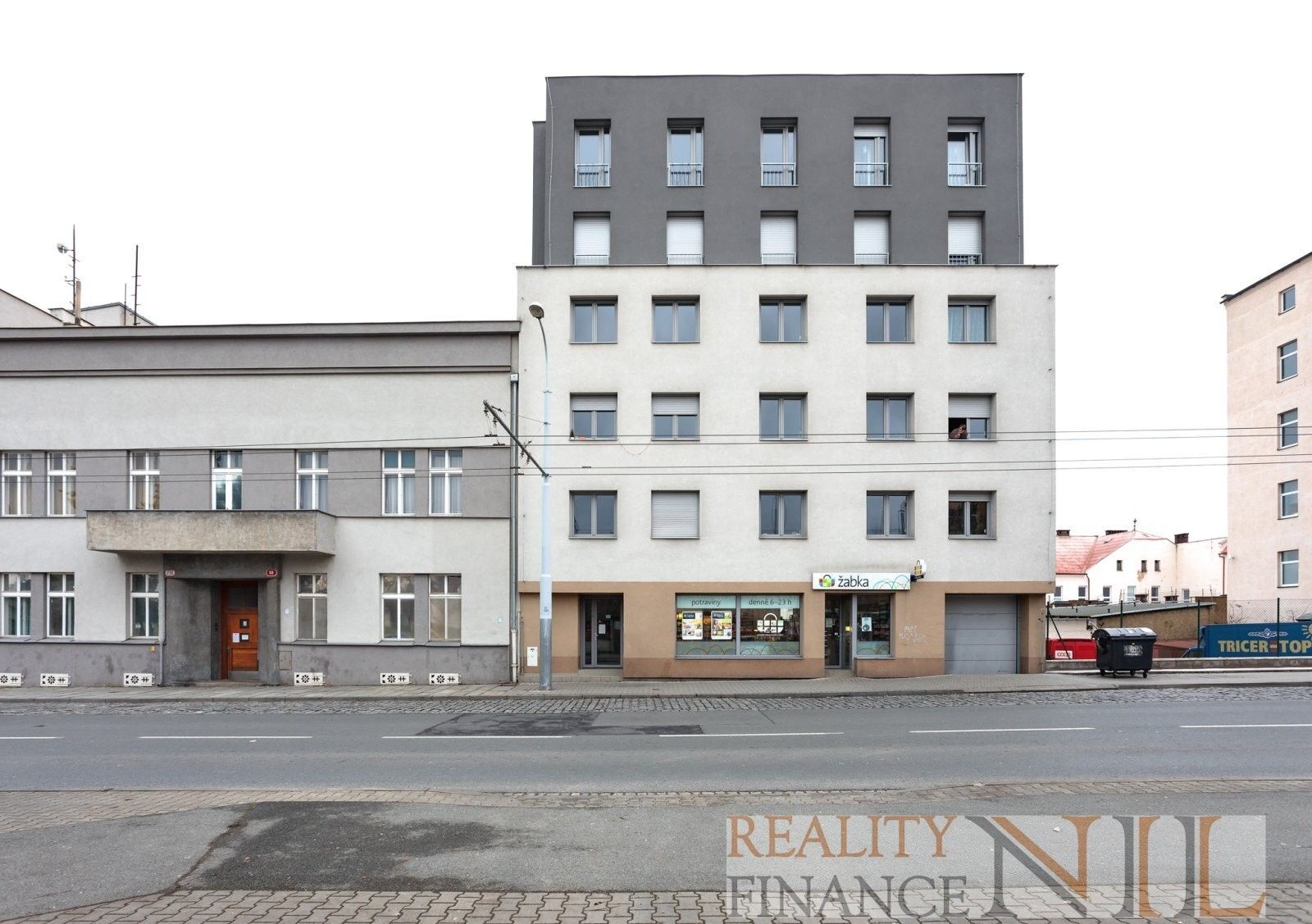 Pronájem byt 2+kk - Husova, Jižní Předměstí, Plzeň, 50 m²