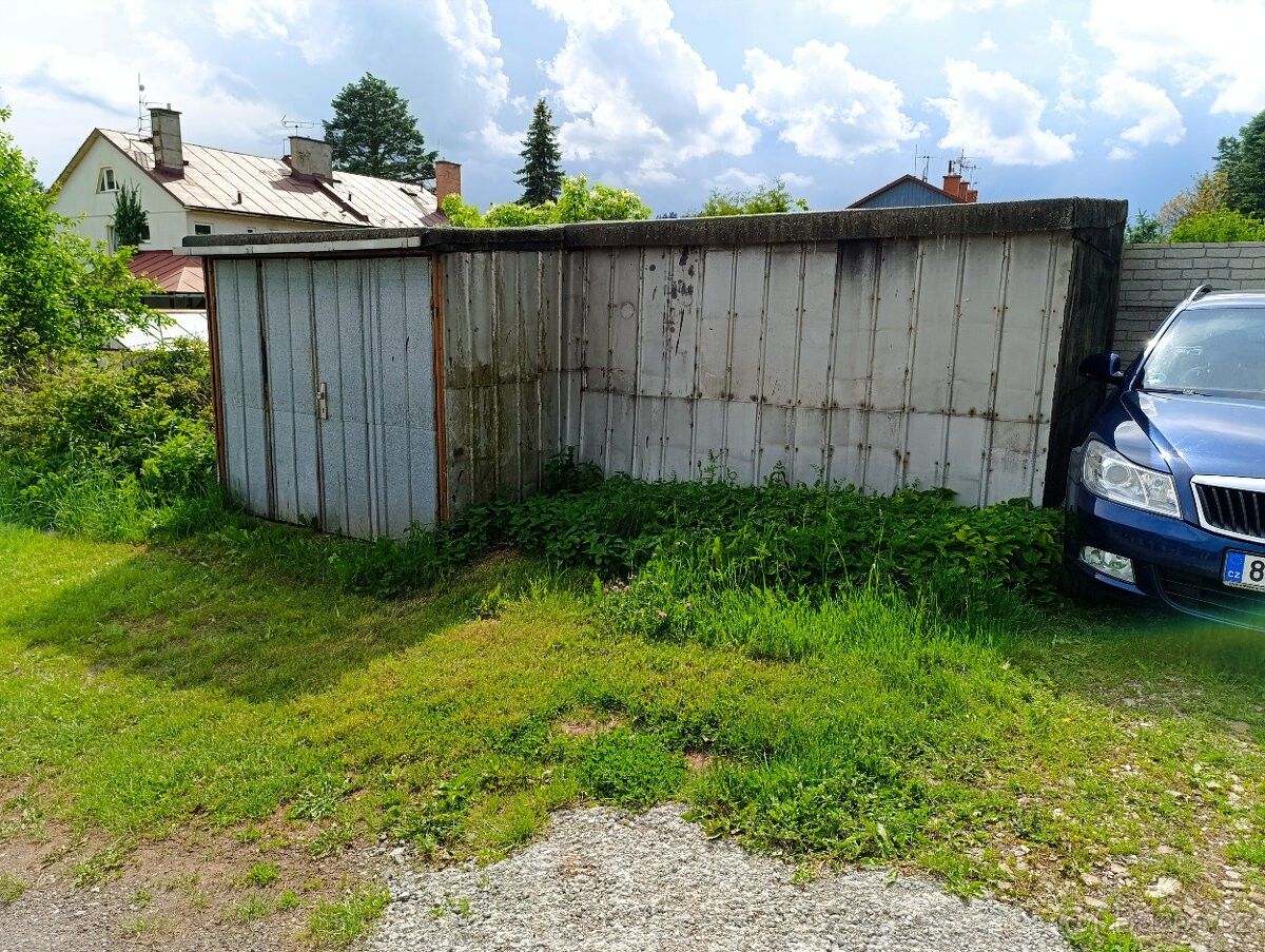 Prodej garáž - Bernartice, 541 01