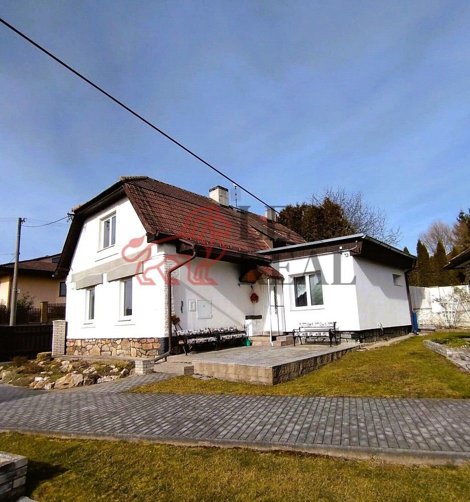 Rodinné domy, V Sedle, Trhový Štěpánov, okres Benešov, 178 m² - 1