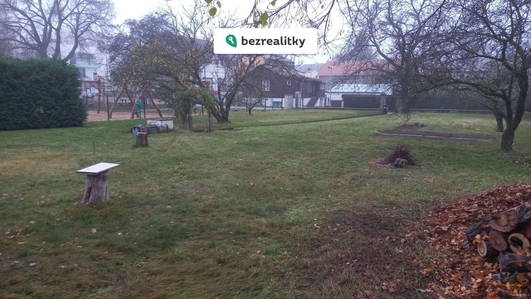 Prodej pozemek pro bydlení - Opočínská, Praha