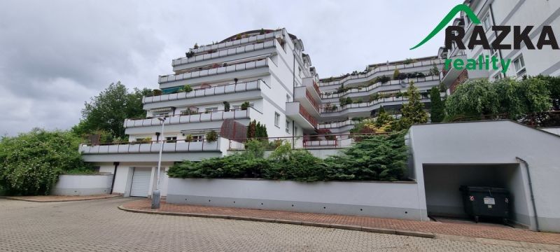 Garáže, Kloboukova, Praha, 15 m²