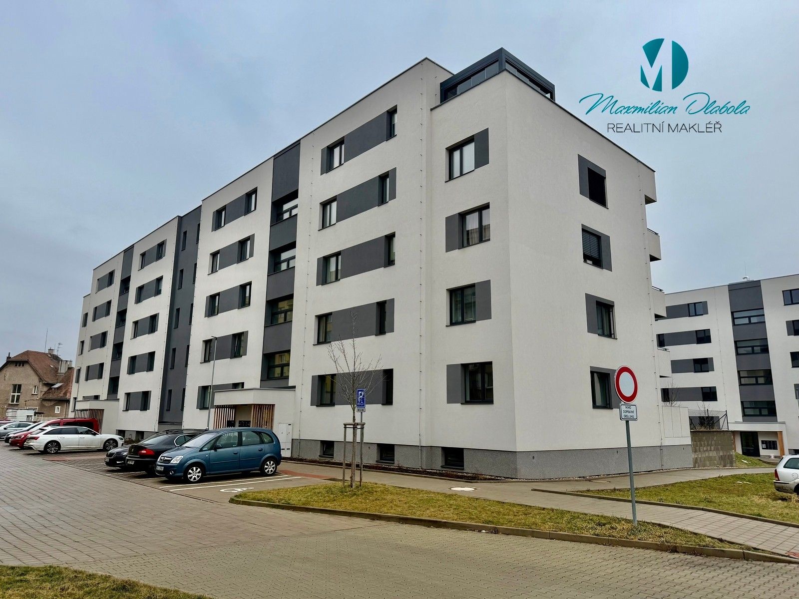 1+kk, Josefa Šímy, Jaroměř, 37 m²