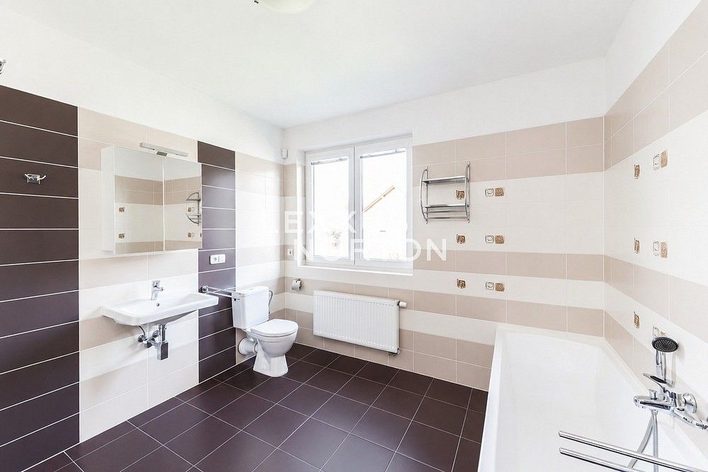Rodinný dům · 400 m² · Průhonice, okres Praha-západ, Středočeský kraj - 3