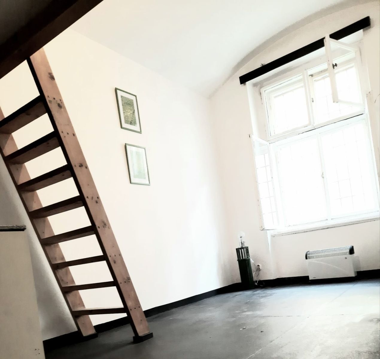 Pronájem byt 1+kk - Krásova, Praha - Žižkov, 29 m² - 2
