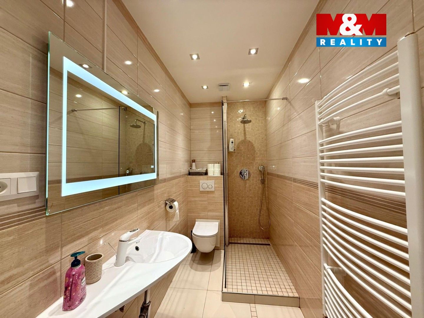 Byt 2+kk · 80 m² · Dlážděná, Praha - 4