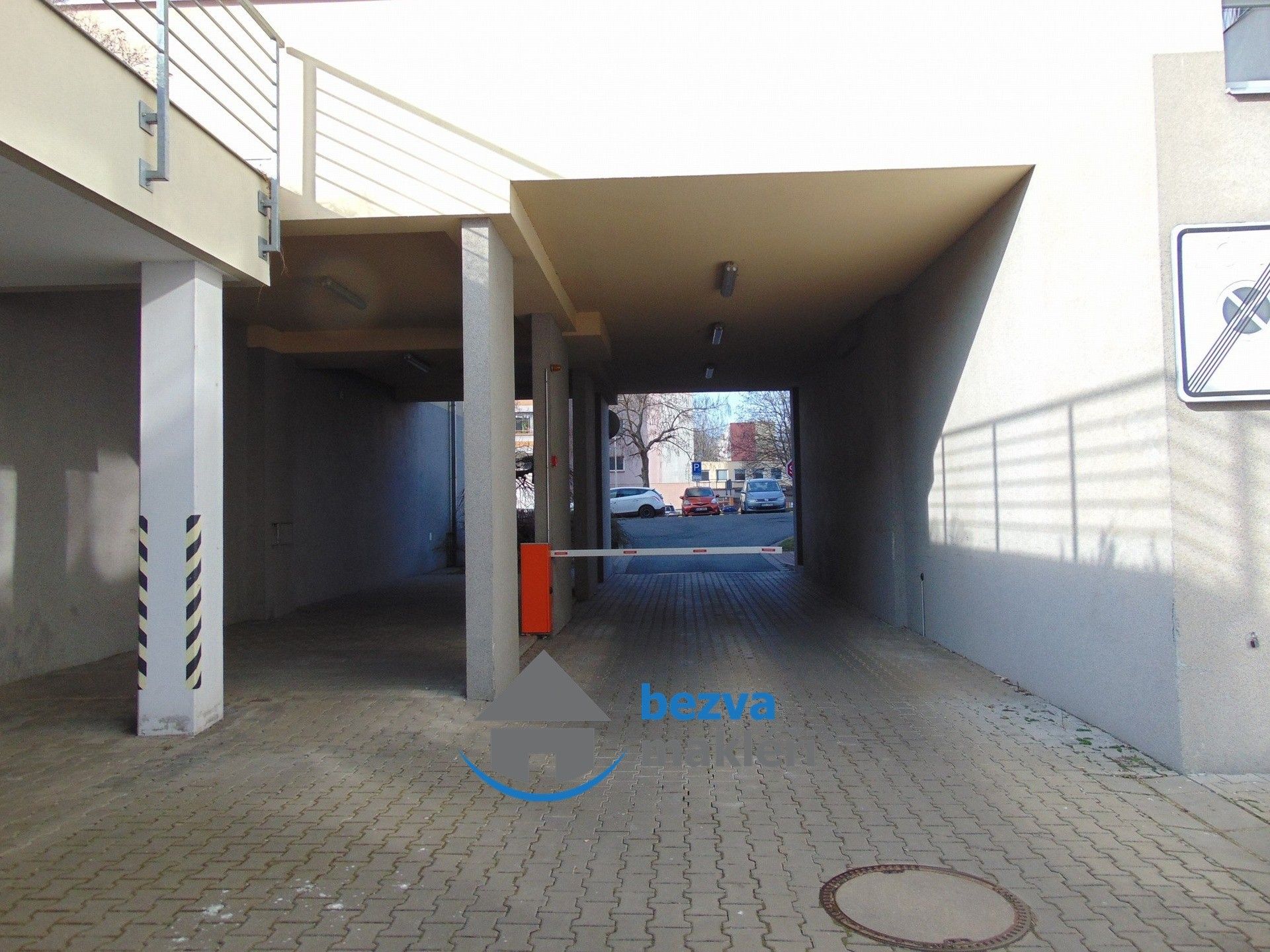 Garáž · 11 m² · Bělehradská, Pardubice - 4