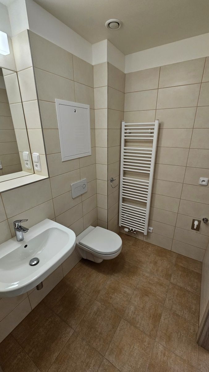 Pronájem byt 2+kk - Sinkulova, Praha - Podolí, 51 m² - 2