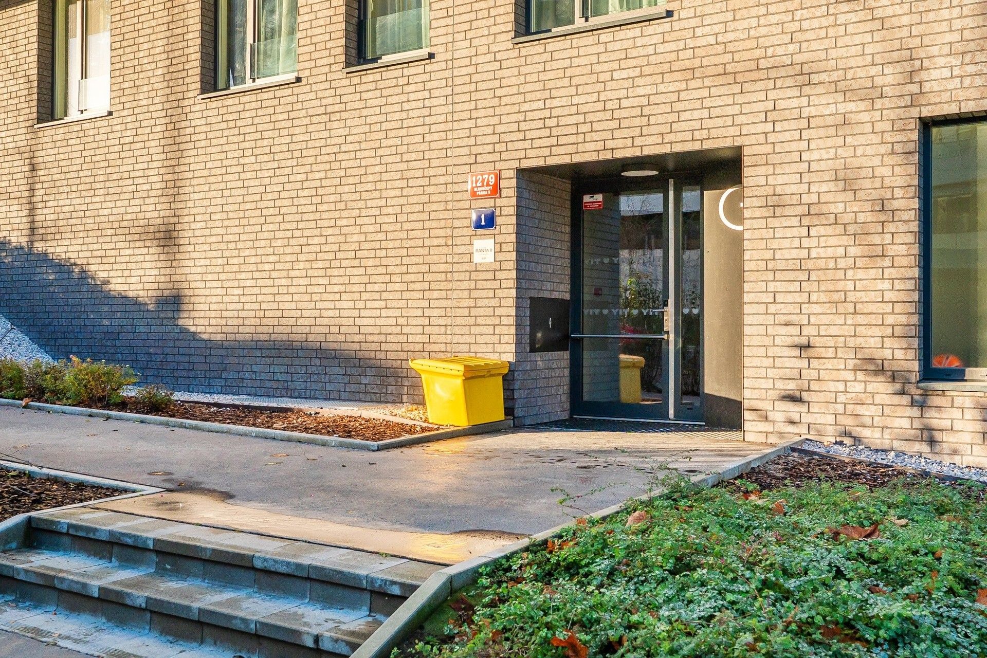 Prodej byt 3+kk - Schránilova, Praha, 68 m²