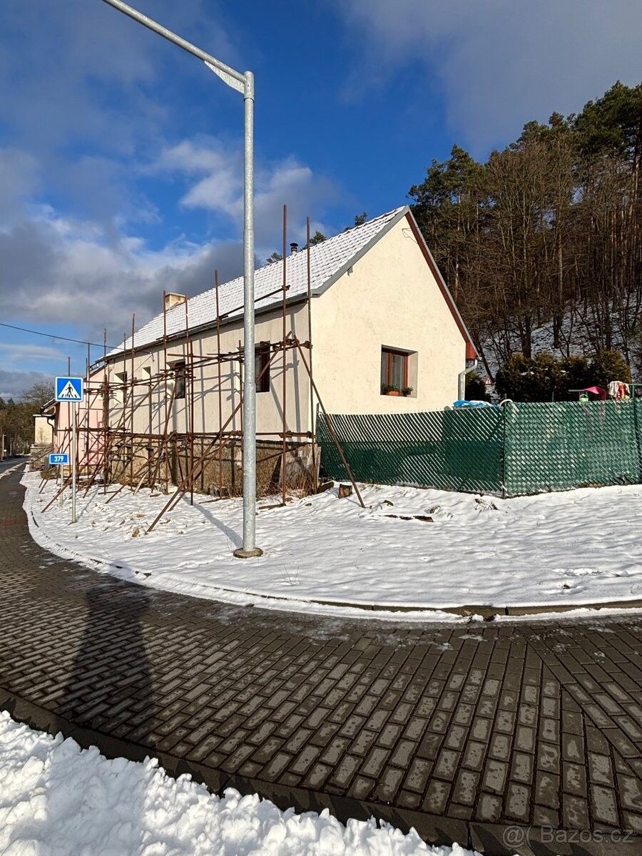 Rodinné domy, Deblín, 664 75