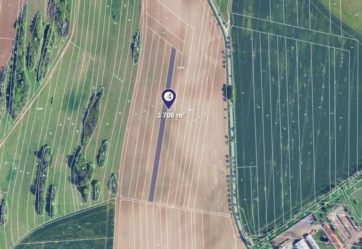 Zemědělský pozemek, 3 708 m²