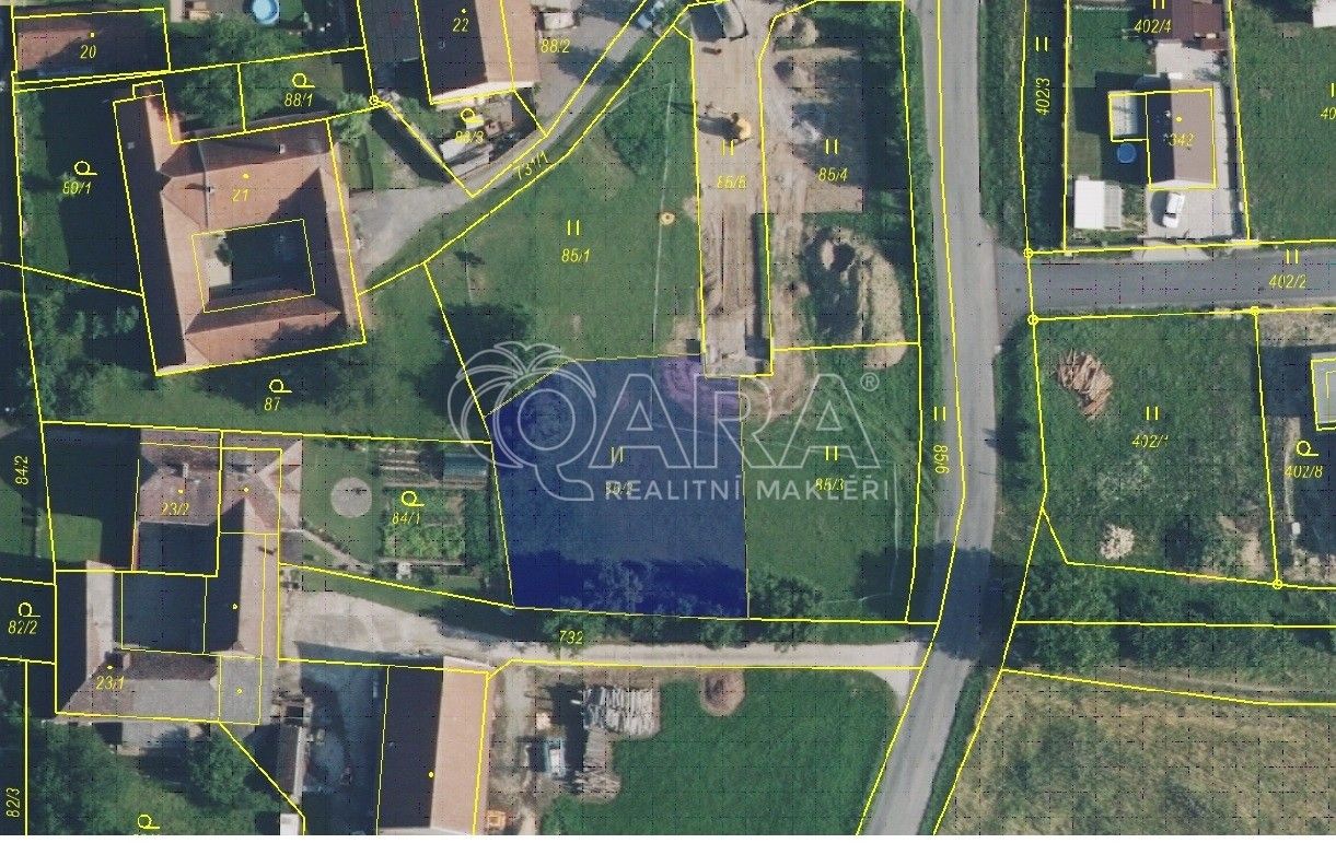 Pozemky pro bydlení, Benátky, 856 m²