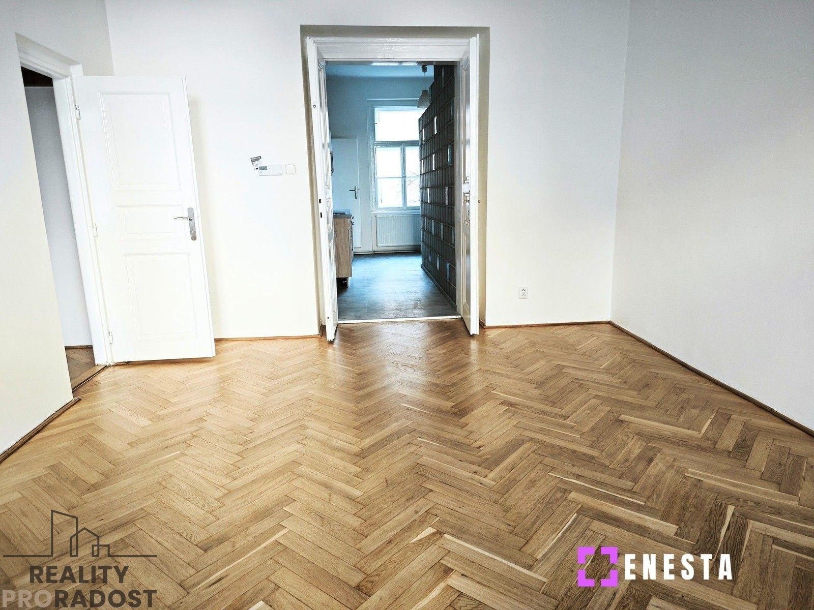 Pronájem byt 2+1 - Boleslavova, Praha, 61 m²